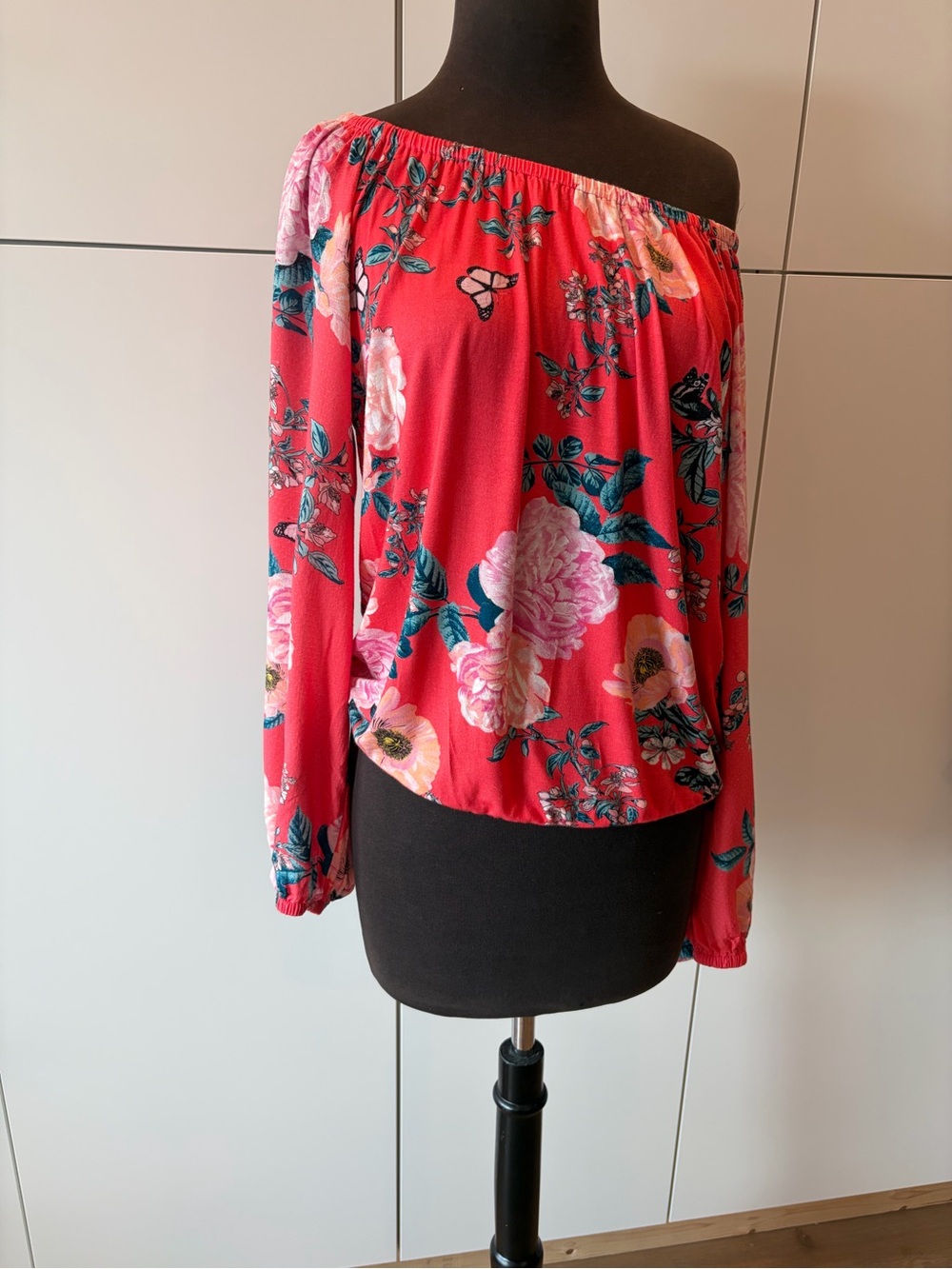 Anthropologie Bright Coral Floral Off-The-Shoulder Blouse | Boho Feminine Top-M